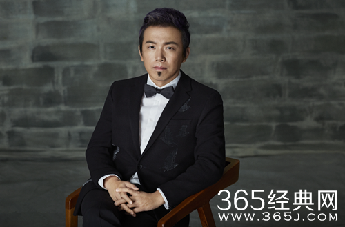 演员潘斌龙宣布得子喜讯 喜悦之情溢于言表