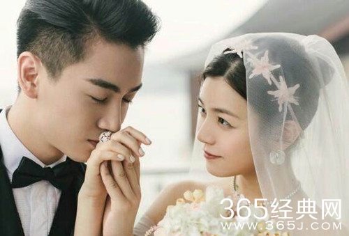 偶遇陈晓陈妍希拍婚纱照 夫妇俩甜蜜状态如新婚