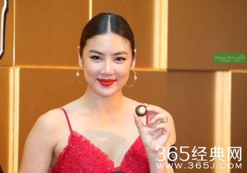 乐基儿承认已怀孕3个月 预产期在明年4、5月份