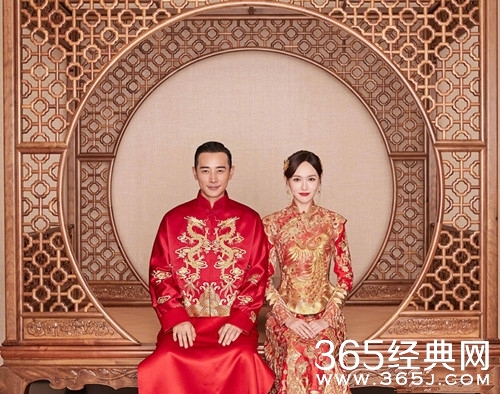 唐嫣婚后首亮相 谈及爱情观 坦言更有幸福感了