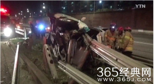 韩星孔明遭遇车祸 车身严重毁损 可见撞击力之大