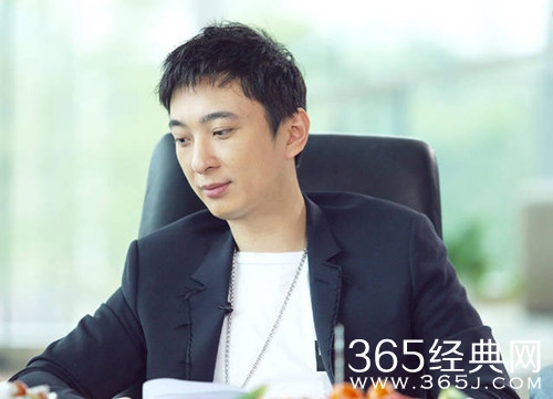 王思聪焦可然被偶遇 两人热聊不停 疑似又换女友？