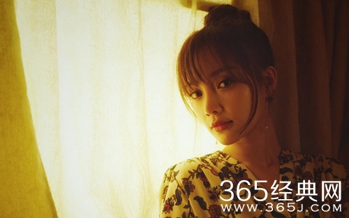 偶遇李小璐母女 一身嘻哈打扮的李小璐依旧很亮眼