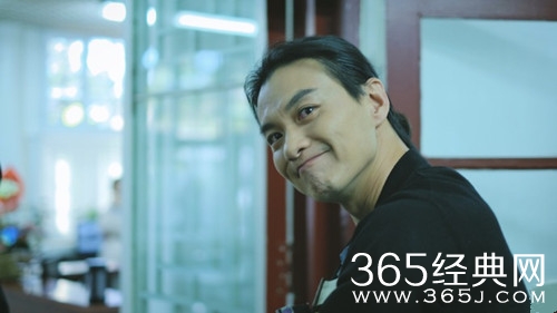 周一围遭书粉质疑  因气质和形象都和林莫臣不符