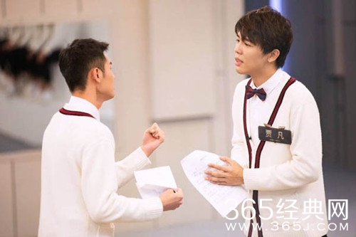 声入人心贾凡资料介绍 茱莉亚全A毕业的高材生