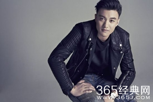 周一围与女助理共用一根吸管 女助理资料被曝光