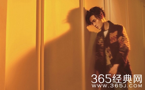 蒋劲夫前女友自曝被踢到流产 好友辟谣：没怀孕是事实