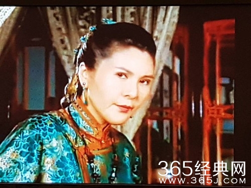 金钟视后李丽凤去世 陈妍希发文悼念：愿一路走好