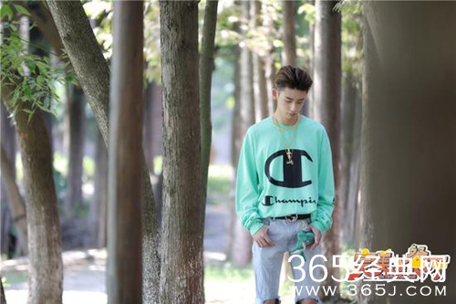 完美的餐厅陈立农请好友来代班 神秘嘉宾竟是小鬼