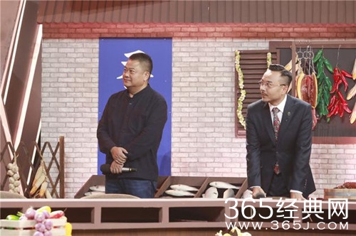 美食纪录片导演陈晓卿做客天天向上 大显美食家本色