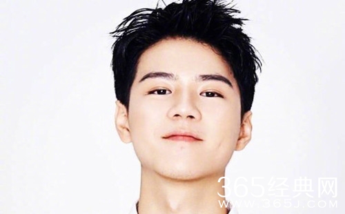 变形计杨桐要参加以团之名 如今的变化让人意想不到