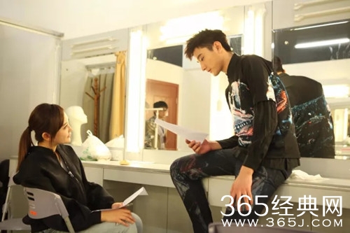 于小彤海陆分手 三年姐弟恋终无果 让人唏嘘