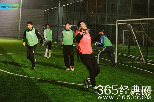 今晚九点见首期嘉宾张继科 暴露不为人知的另一面