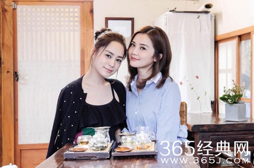 阿Sa陪阿娇试婚纱 不忘深情表白：好姐妹就是这样的