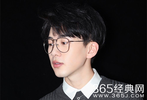 费启鸣个人资料绍 一位抖音红人 多个抖音视频居高榜