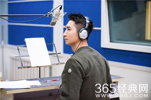 武大靖惊喜亮相快乐哆唻咪 一展冰上魅力惊呆大张伟