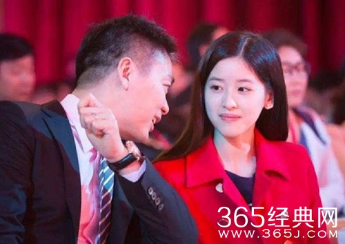 章泽天狂删微博 只留下5条 这波操作有点看不太懂