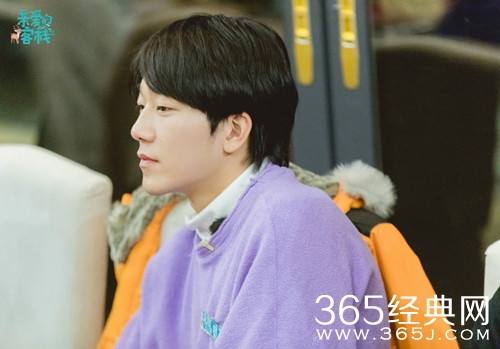 亲爱的客栈2马思超突发急性阑尾炎 老板王珂主动关爱员工