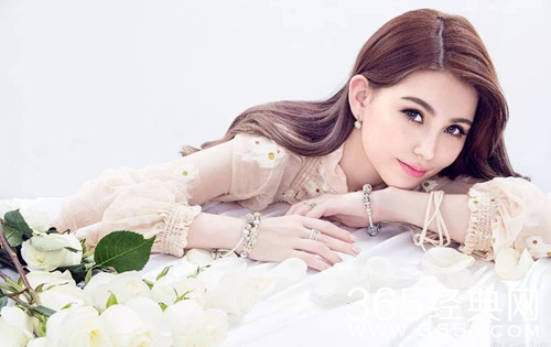 昆凌谈与周杰伦恋爱过往 曾因巨大压力想要放弃