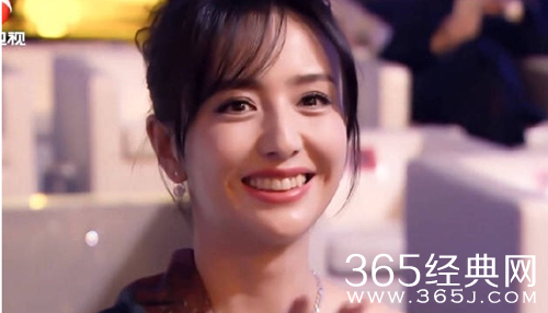 佟丽娅胖了 脸蛋圆润了些 可依然充满仙气儿