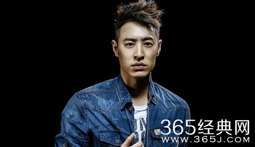 网曝潘玮柏即将结婚 女友是上海空姐 工作人员暂无回应