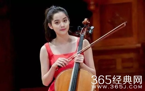 吐槽大会3欧阳娜娜被调侃演技差 但喜剧天赋挺高