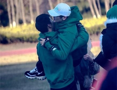 以团之名热门选手受伤 知情人透露：已无大碍