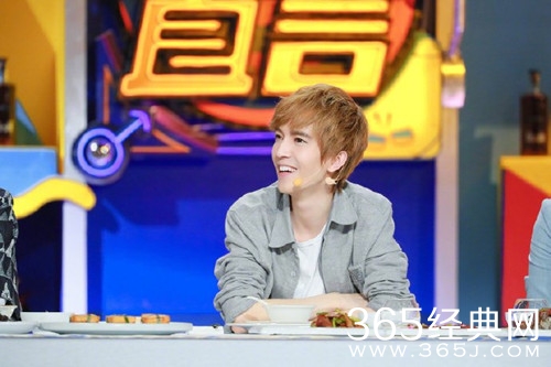 郭敬明回应整容 称只是换了一个照相APP