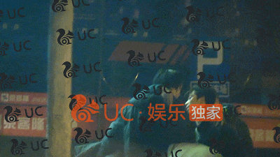 王传君章宇被拍当街亲吻 经纪人：两人都是钢铁直男