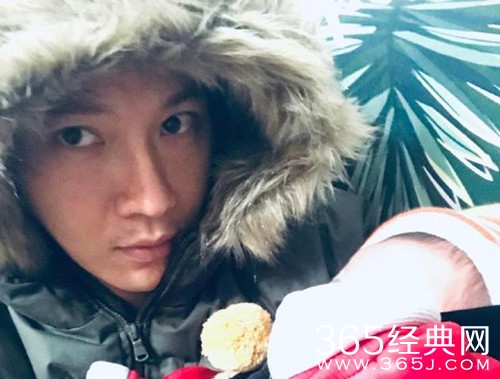 柏芝绯闻男友发文 自称超级奶爸 还晒抱娃照