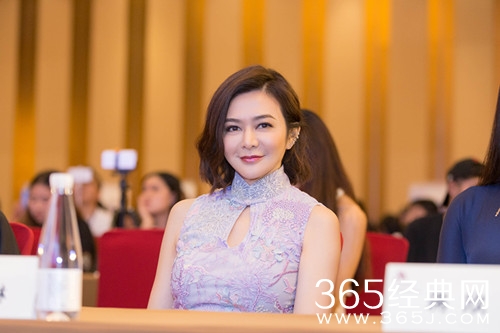 关之琳财产给弟弟 称往后的日子不会刻意寻找另一半