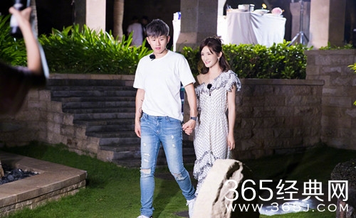 张杰发文力挺谢娜 甜蜜表白谢娜 直言为她骄傲