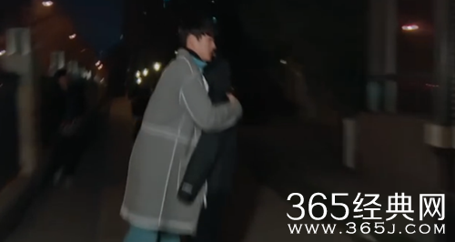 我家那闺女何雯娜李辰互动好甜 两人真实关系大揭秘