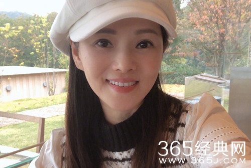 伊能静回应卖课质疑 直言自己会虚心学习，更加慎重