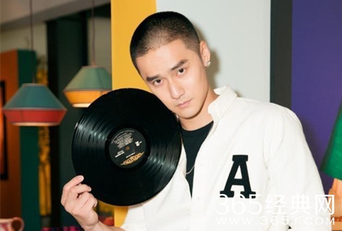 蒋劲夫删博 似走出风波阴霾 准备开始重新生活