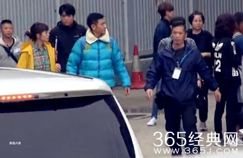 刘德华伤后复工拍新戏 老婆朱丽倩亲自送汤