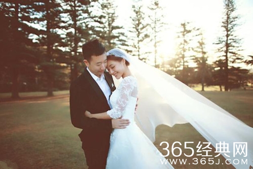 邓家佳工作室发文宣布与老公和平分手 结束婚姻关系