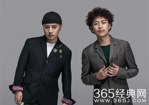 歌手2019ANU资料介绍​ 由两个青年藏族歌手宫巴、巴雅组成