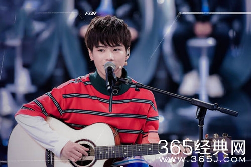 变形计杨桐参加以团之名 宝藏男孩藏不住了