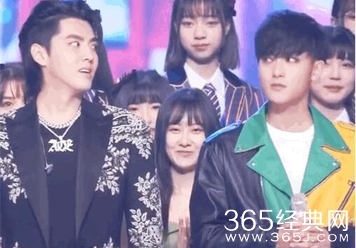 金瀚曹曦月恋情疑曝光 两人曾合作楚乔传 还一起唱过歌