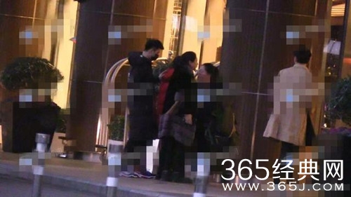 金瀚曹曦月恋情疑曝光 女方回应：只是合作过