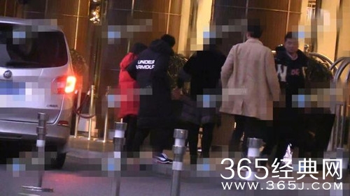 金瀚曹曦月恋情疑曝光 女方回应：只是合作过