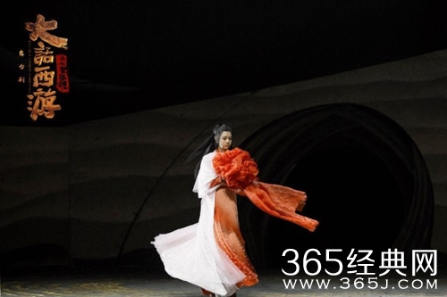 陈妍希回应演紫霞争议 透露唯一买过的签名照就是朱茵