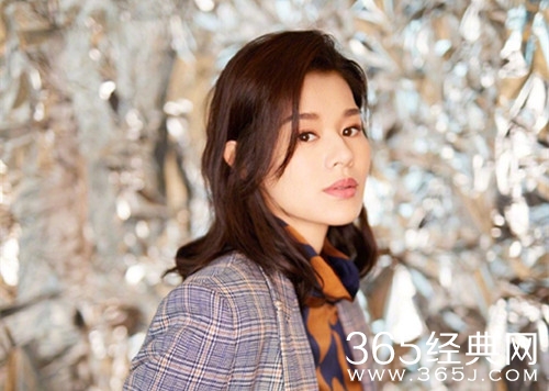 胡杏儿宣布怀二胎 去年晒照身材明显发福 孕味十足