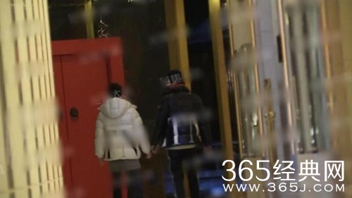 李云迪新恋情疑似曝光 与神秘女子同返住处