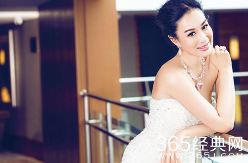 钟丽缇排毒遭质疑 带公婆赴泰国喝11天油进行排毒