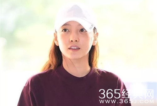 具荷拉前男友被起诉 曾偷拍性爱视频威胁女方