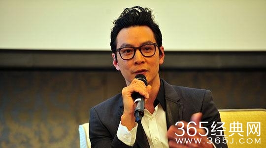 明星也是平常人 吴彦祖送女儿上学被赞暖心