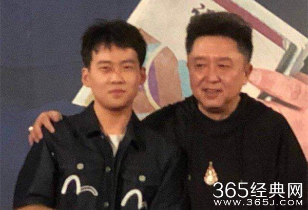 郭麒麟拍戏受伤 差一点就眼睛就不保了