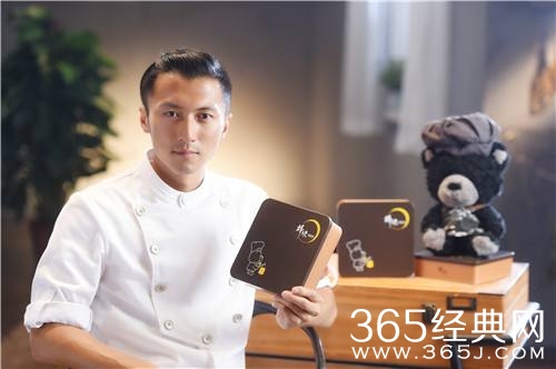 谢霆锋回应致癌曲奇 以偏概全称自己躺着中枪